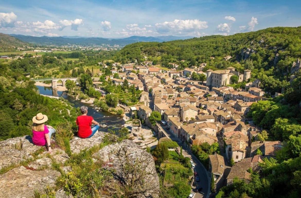 Escapade Ardechoise - Parking Gratuit - Chateau A 2 Pas Aubenas Luaran gambar