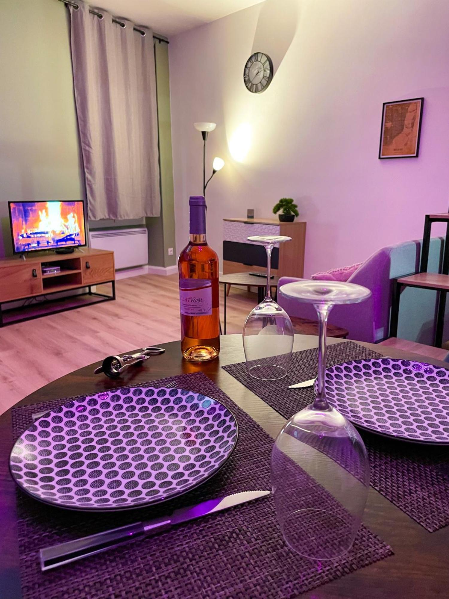 Escapade Ardechoise - Parking Gratuit - Chateau A 2 Pas Aubenas Luaran gambar